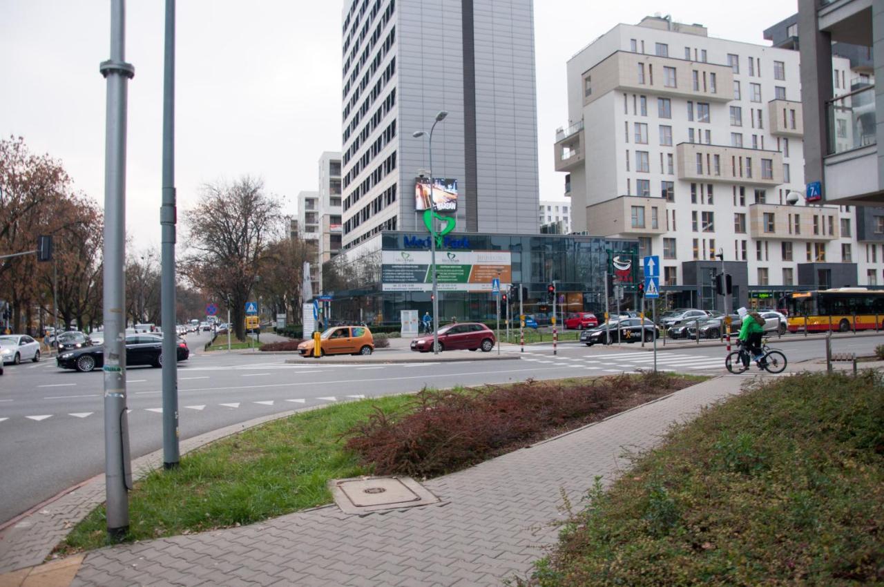 Apartament Cybernetyki Mokotow Warszawa Eksteriør bilde
