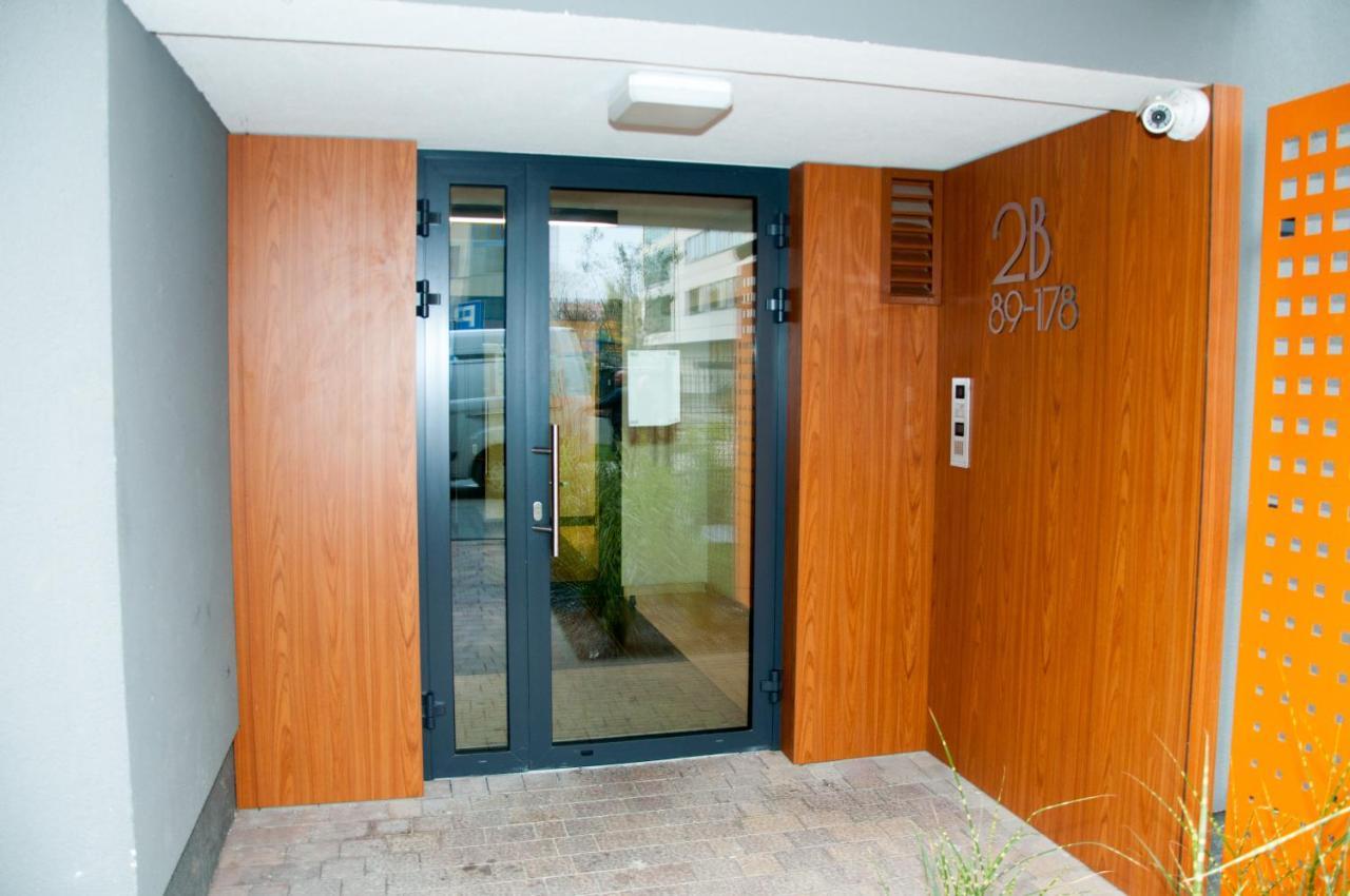 Apartament Cybernetyki Mokotow Warszawa Eksteriør bilde